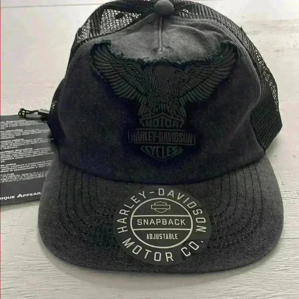 Harley-Davidson Black Snapback Hat. New with tags.